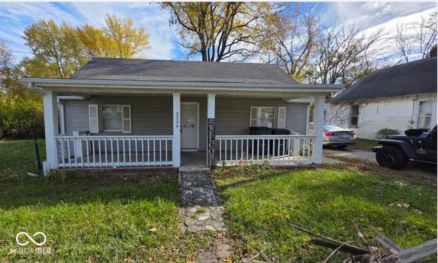 2304 S Meeker Ave, Muncie, IN 47302