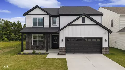 5033 Schaefer Ln, Floyds Knobs, IN 47119