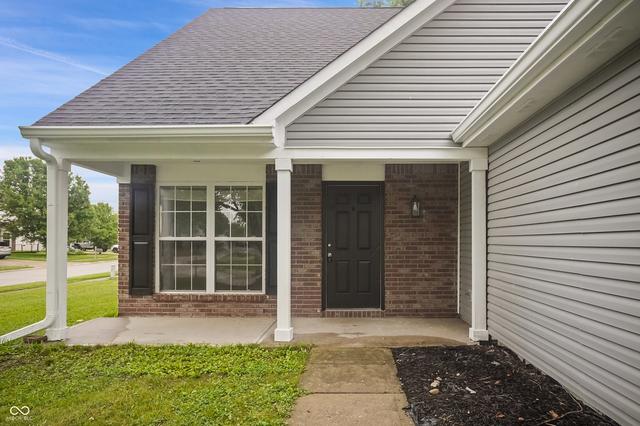 6477 Oyster Key Ln, Plainfield, IN 46168