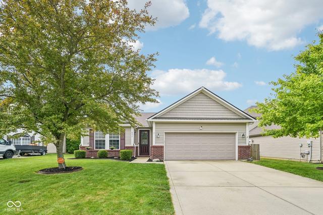 8072 Lawrence Woods Pl, Indianapolis, IN 46236