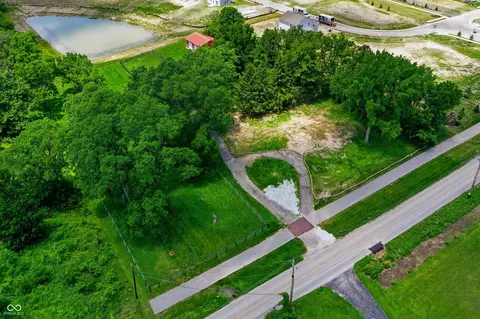 430 N Buck Creek Rd, Indianapolis, IN 46229