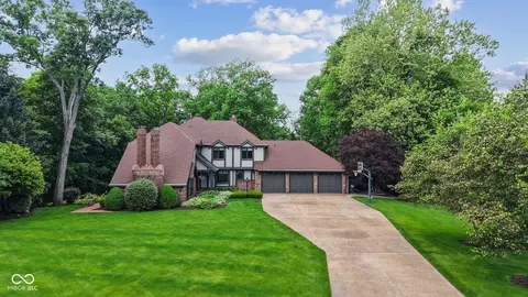 3346 Delta Dr, Greenwood, IN 46143