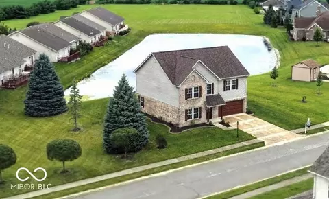 1364 College Pkwy, Elwood, IN 46036