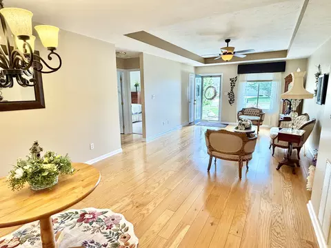 Entry Way - 175 Warwick Way, Pendleton, IN 46064 photo 1 of 1