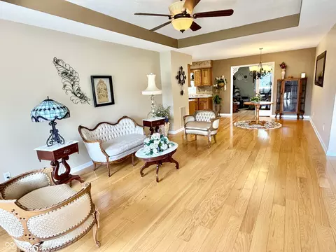 Living - 175 Warwick Way, Pendleton, IN 46064 photo 1 of 5
