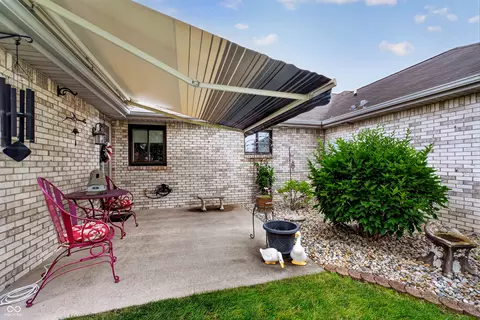 Exterior - 175 Warwick Way, Pendleton, IN 46064 photo 4 of 10