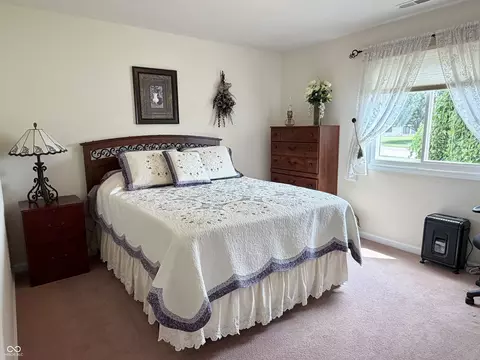 Bedroom - 175 Warwick Way, Pendleton, IN 46064 photo 3 of 3