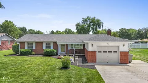 3127 S Fielding Rd, New Palestine, IN 46163
