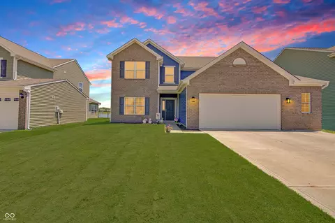 8727 Stoddard Ln, Indianapolis, IN 46217