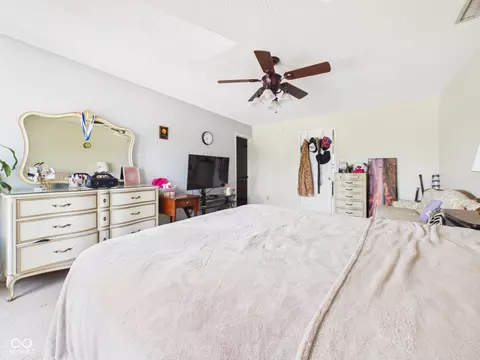 Bedroom - 9542 W Constellation Dr, Pendleton, IN 46064 photo 2 of 10