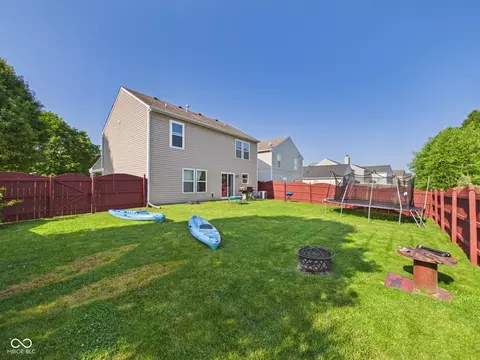 Exterior - 9542 W Constellation Dr, Pendleton, IN 46064 photo 2 of 4