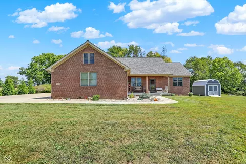 139 Campbell Rd, Greenwood, IN 46143