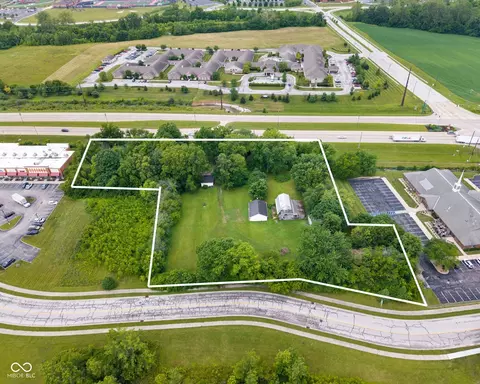 1771 Quaker Blvd, Plainfield, IN 46168