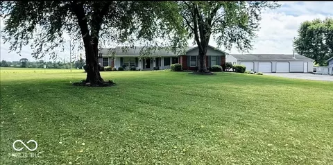 4981 E Rinker Rd, Mooresville, IN 46158