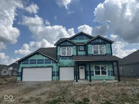 277 Heritage Pass W, Greenfield, IN 46140
