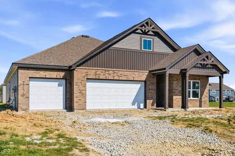 273 Heritage Pass W, Greenfield, IN 46140