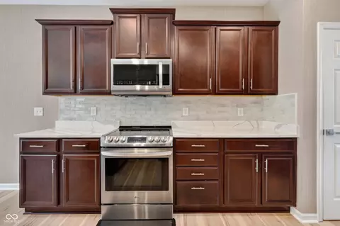 Kitchen - 13556 Alston, Fishers, IN 46037 photo 6 of 7