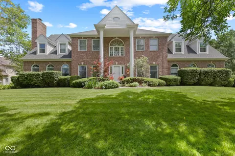 1291 Eagle Valley Dr, Greenwood, IN 46143