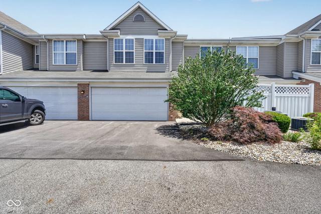 2359 Colfax Ln, Indianapolis, IN 46260
