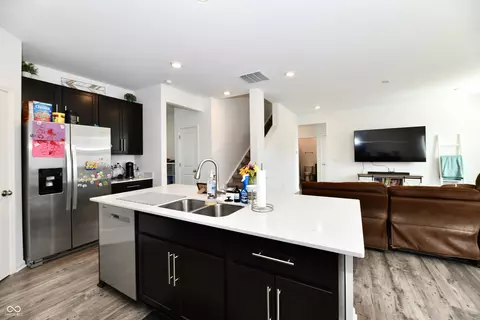 Kitchen - 678 Blackrock Dr, Pendleton, IN 46064 photo 5 of 8