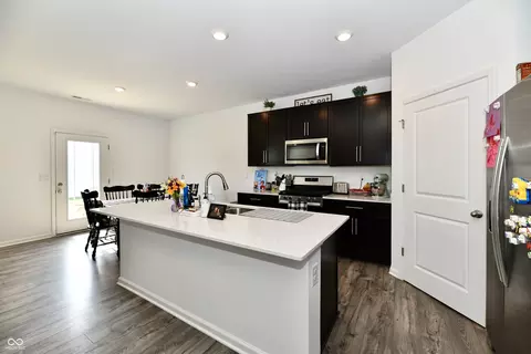 Kitchen - 678 Blackrock Dr, Pendleton, IN 46064 photo 3 of 8