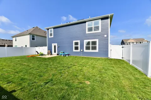 Exterior - 678 Blackrock Dr, Pendleton, IN 46064 photo 4 of 5