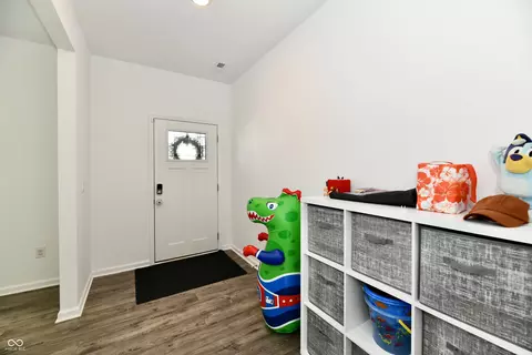 Entry Way - 678 Blackrock Dr, Pendleton, IN 46064 photo 1 of 4