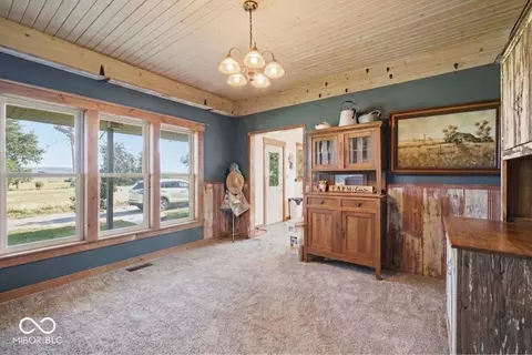Dining - 10271 S 550 E, Brook, IN 47922 photo 1 of 2