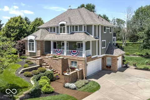 11180 Hawthorn Rdg, Fishers, IN 46037