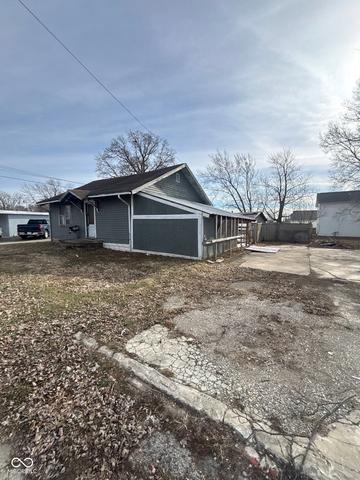 1311 E 23rd St, Anderson, IN 46016