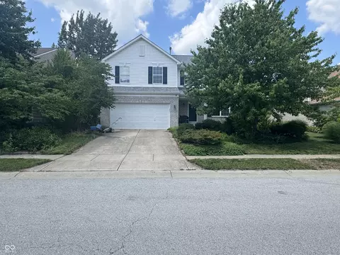 5990 Dado Dr, Noblesville, IN 46062