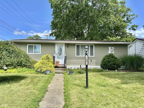 1402 Payton St, Crawfordsville, IN 47933