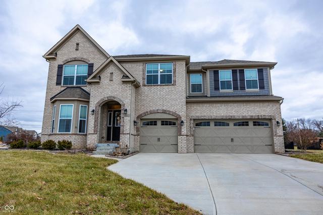 4061 Secretariat Ln, Bargersville, IN 46106