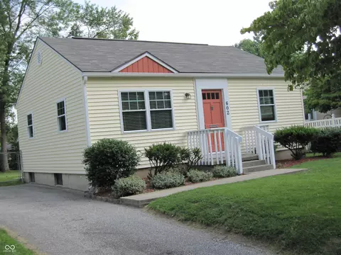 602 E Maxwell, Bloomington, IN 47401 photo 2