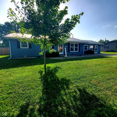 464 S Valley Dr, Brownstown, IN 47220