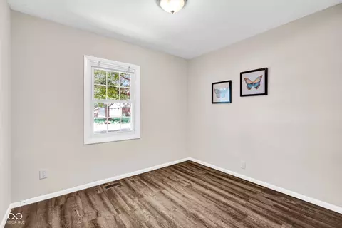 2817 Streamside Dr, Columbus, IN 47203 photo 11