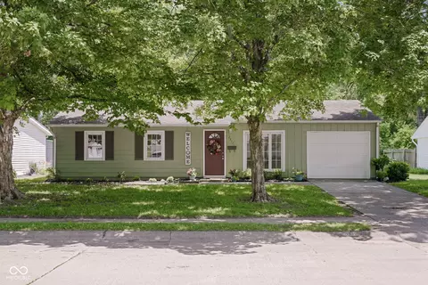 2817 Streamside Dr, Columbus, IN 47203 photo 1