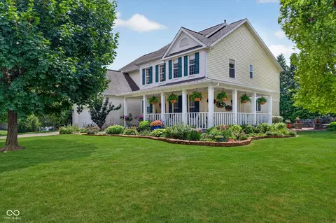 1720 Bentbrook Dr, Avon, IN 46123