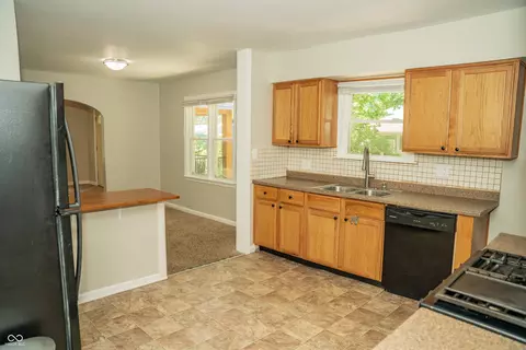 Kitchen - 1944 Epler Ave, Indianapolis, IN 46227 photo 8 of 8