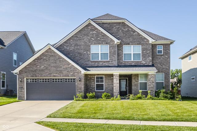 6845 Oakcrest Dr, Mccordsville, IN 46055