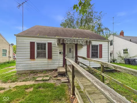 3009 Fairview St, Anderson, IN 46016