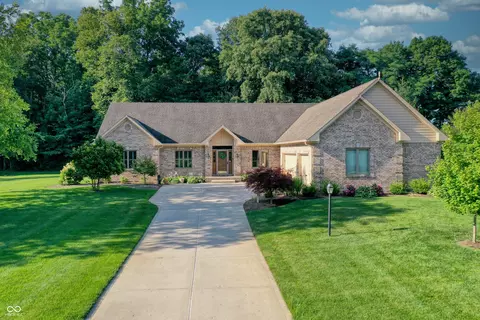 6067 Terra Ln, Mccordsville, IN 46055