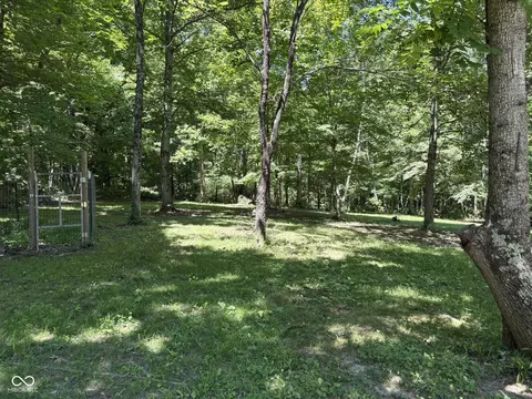 Exterior - 9713 E Birch Rd, Bloomfield, IN 47424 photo 6 of 20