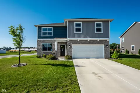 6061 Granby Dr, Whitestown, IN 46075