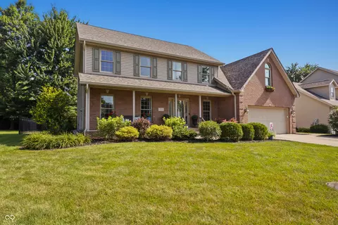 3984 Jonathan Ridge Dr, Columbus, IN 47201