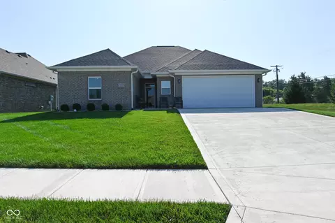 1313 Cartwell Ct, Danville, IN 46122