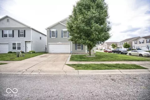 11303 Cuyahoga Dr, Indianapolis, IN 46235
