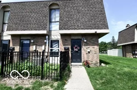 7368 Country Brook Dr #7368, Indianapolis, IN 46260