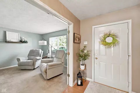 Entry Way - 5435 Reston Dr, Plainfield, IN 46168 photo 2 of 5