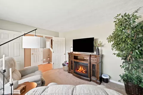 Living - 5435 Reston Dr, Plainfield, IN 46168 photo 2 of 7
